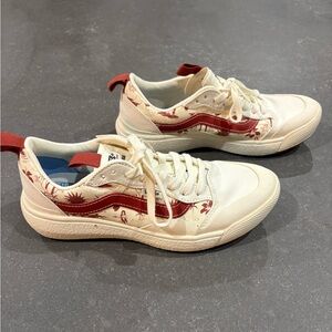 Vans Ultrarange Exo Island Dream White Sneakers M 7.5 W 9 worn once